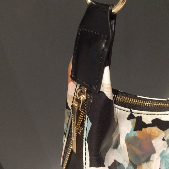 🌸🌼🍀 Beautiful floral bag by Jack French 🌼🍀 - Picture 5 of 13